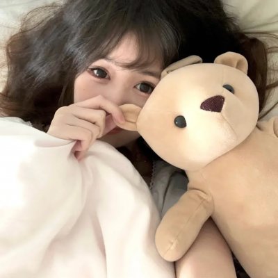 红衣小女孩 海报