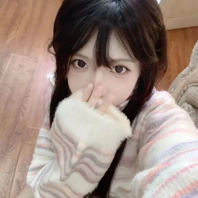忍冬玫瑰 海报