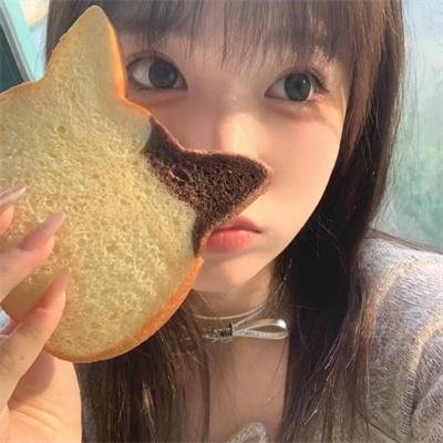偷窥至亲 海报