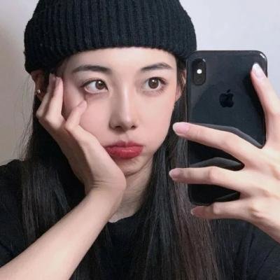莫莉·麦克斯韦 海报